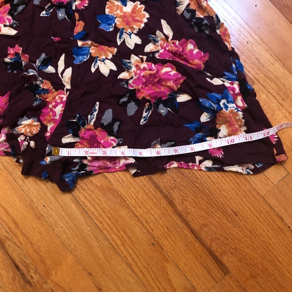 Flowery Romper - Picture 8 of 8